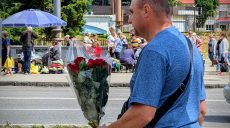 Поздравить педагогов на День учителя стало дороже: цены на цветы в Харькове