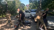 Служба в тылу за 250 тыс. грн: подозревают чиновников РТЦК на Харьковщине