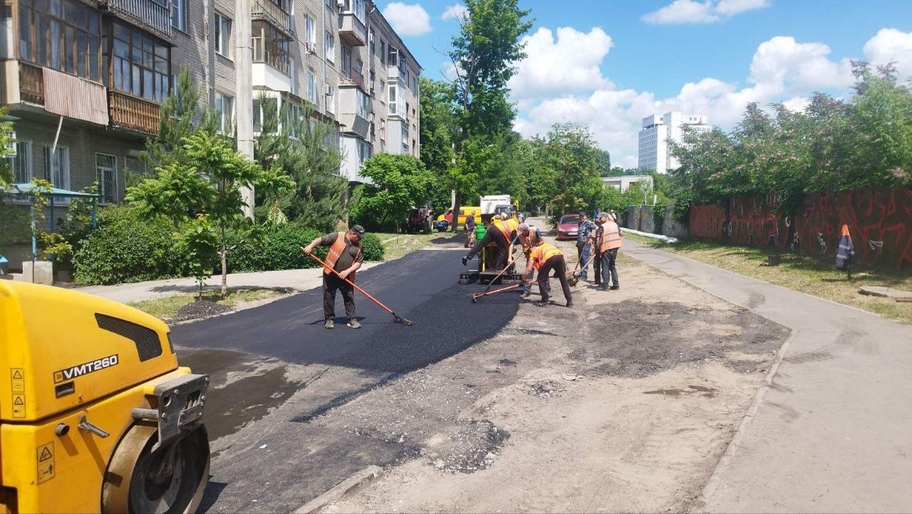 Где в Харькове ремонтируют дороги и тротуары — информация коммунальщиков