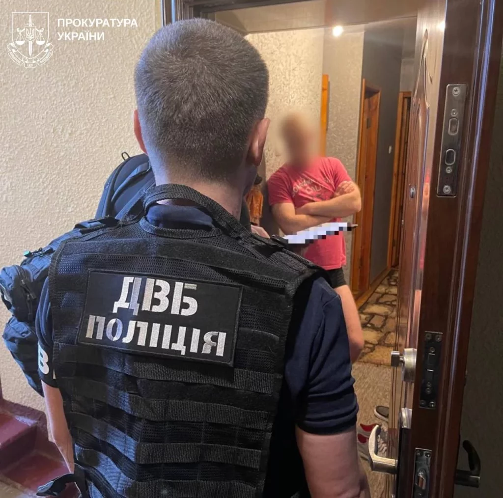Продавали бронь военнослужащим