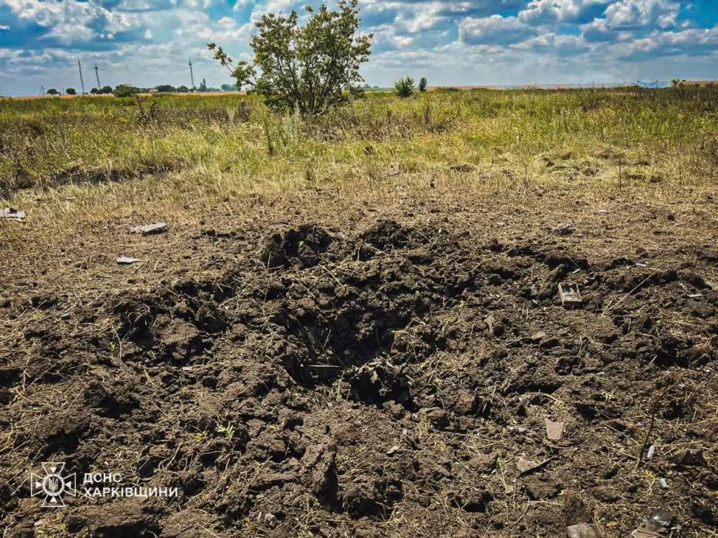 поля горели на Харьковщине из-за атак БпЛА