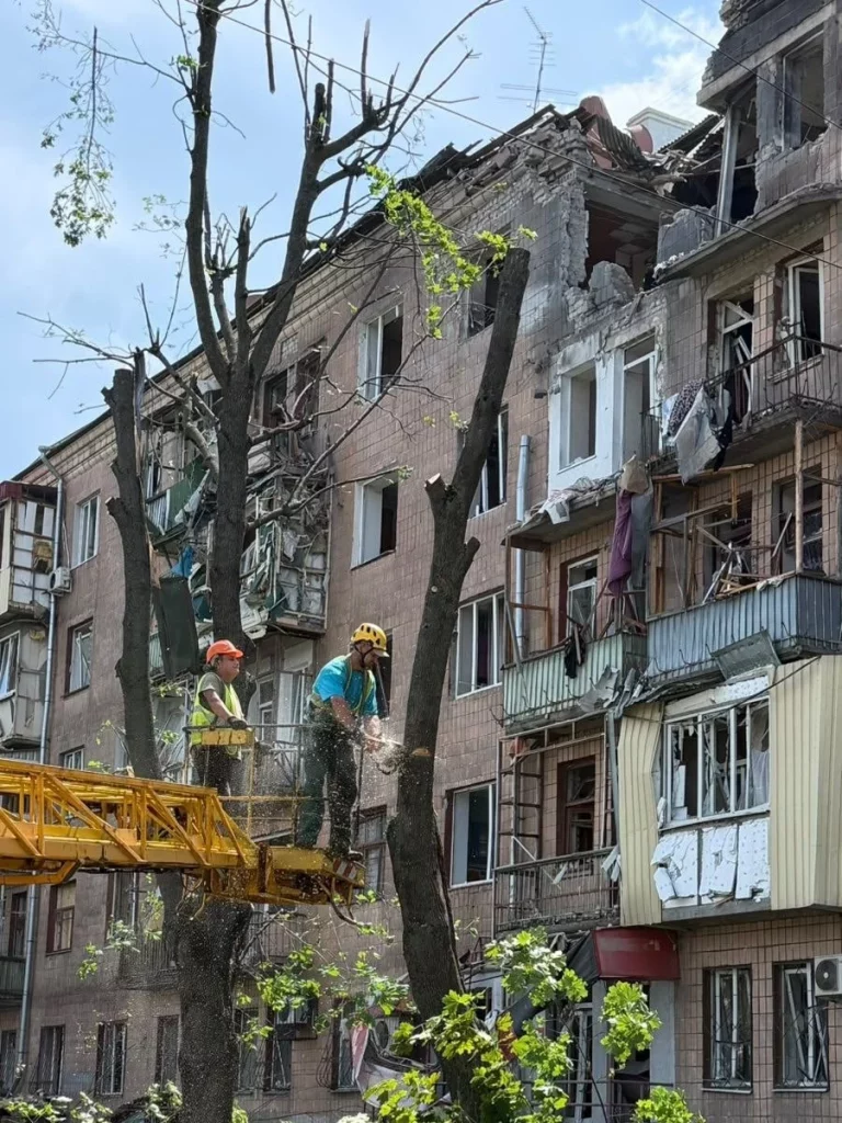 удар по Немышлянському району Харькова