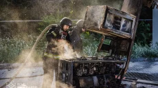 Первые фото с места удара FPV-дрона по Харькову показала ГСЧС