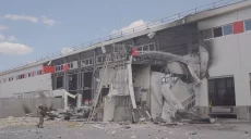 «Бандеролями» ударили по терминалу Новой почты под Харьковом: погибшие (видео)