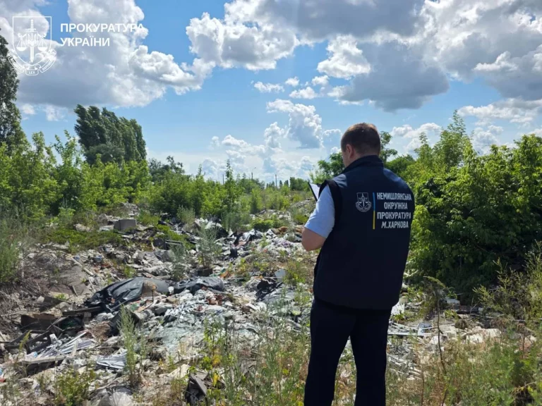 “Міські служби навіть не здогадувалися”: гігантське звалище виявили в Харкові