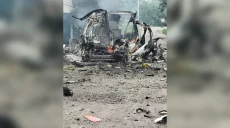 Россияне уничтожили «скорую», приехавшую в Золочев спасать раненых (фото)