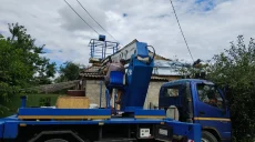 Последствия «прилета» устраняют в Харькове: пострадавших уже 16