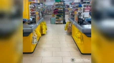 Мужчина под мухой ограбил магазин на Харьковщине – ему светит до 10 лет