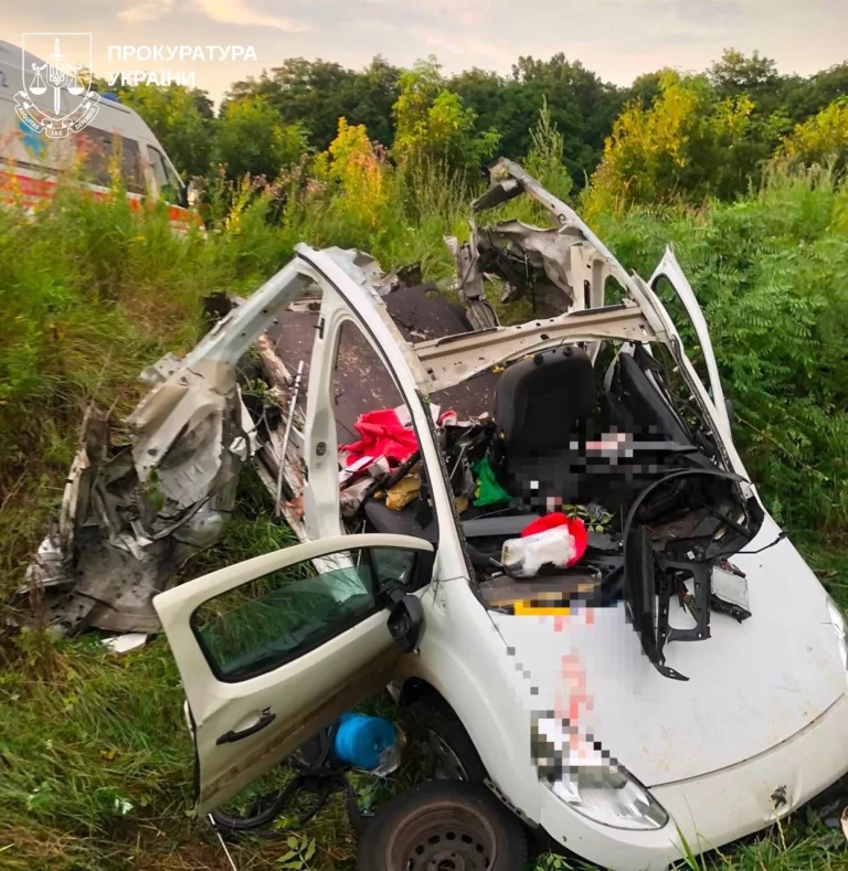 Погиб мужчина из-за удара БпЛА по гражданскому авто на Харьковщине