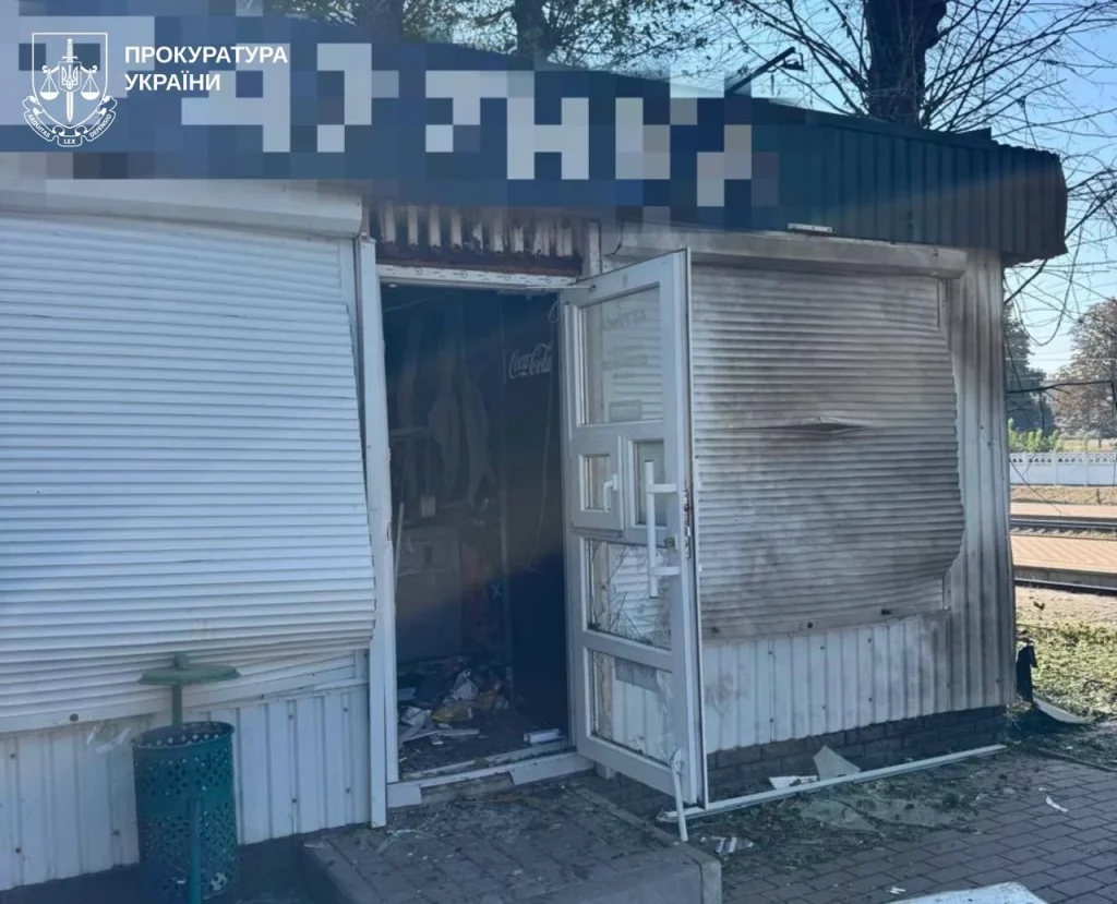 удар по Лозовой