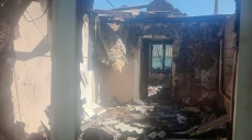 «Молниями» атаковали россияне дом на Золочевщине: он сгорел дотла