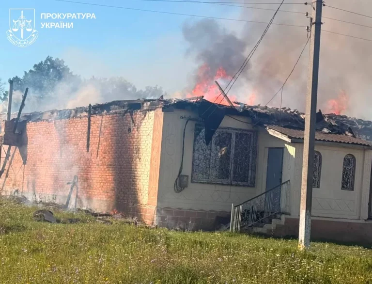 Второй день подряд россияне атакуют Купянщину: есть разрушения и погибший