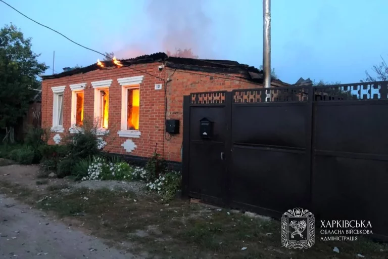 Пять человек пострадали из-за ударов РФ, есть разрушения инфраструктуры