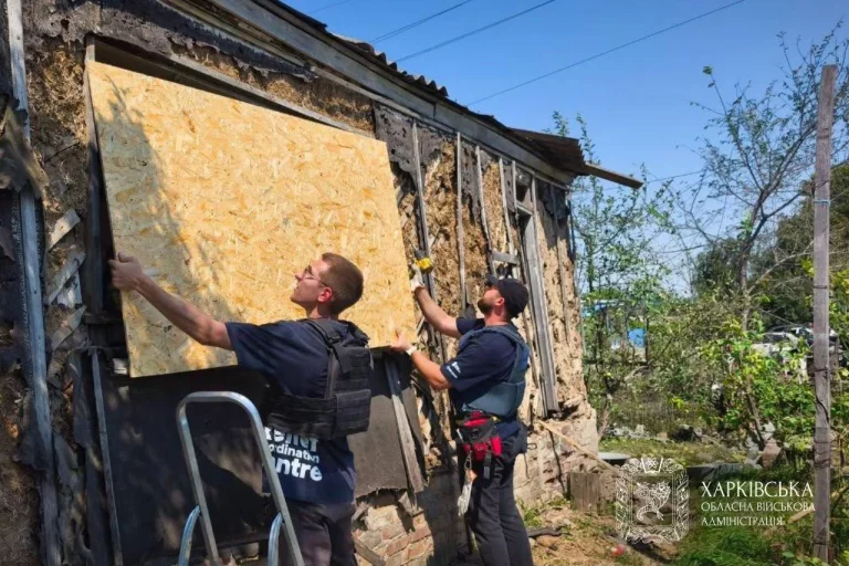 Як Печеніги відновлюються після трагічного обстрілу (фото)