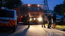 Трое погибших в пригороде: фото с места ударов и, как ликвидируют последствия