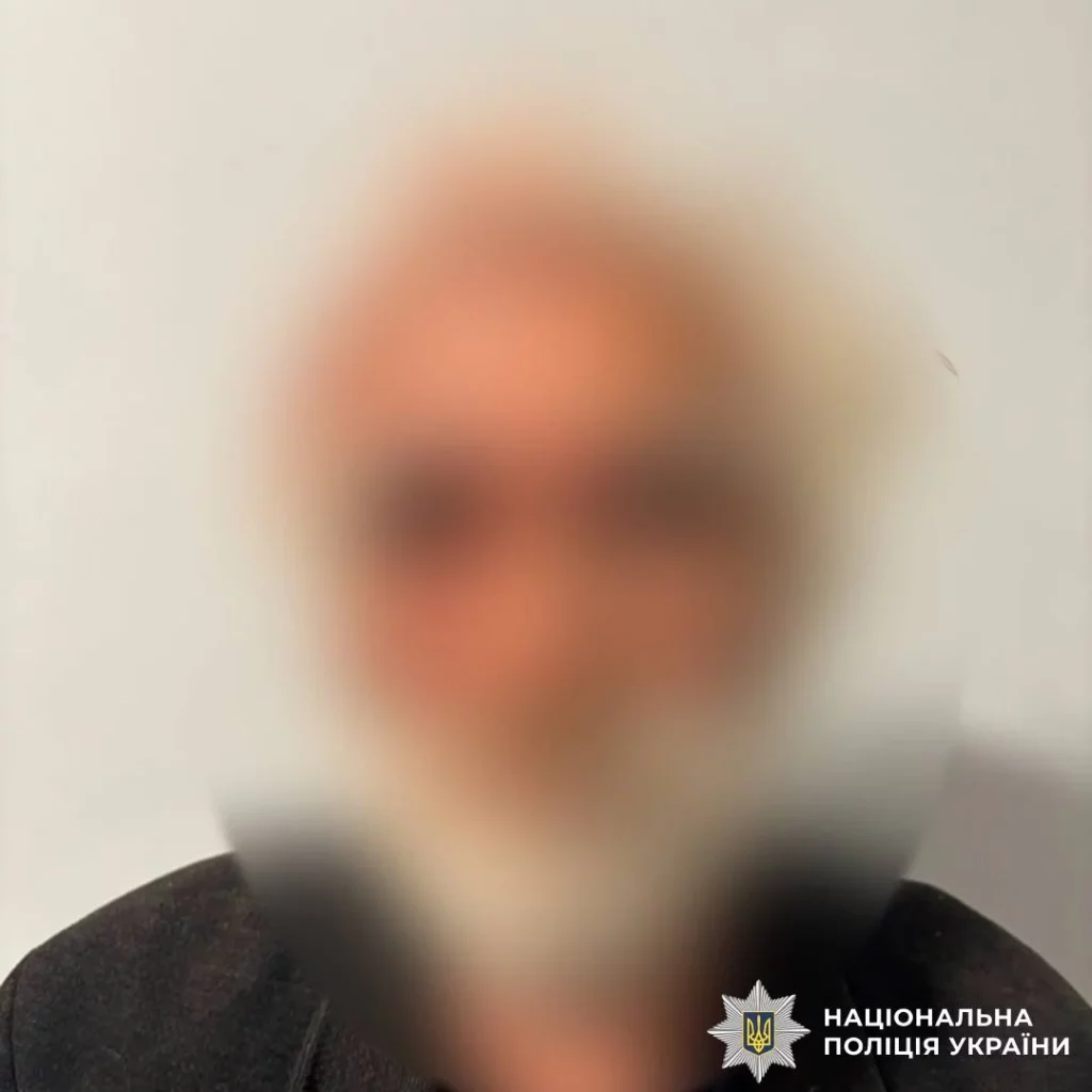 ударил сына ножом в живот мужчина на Харьковщине