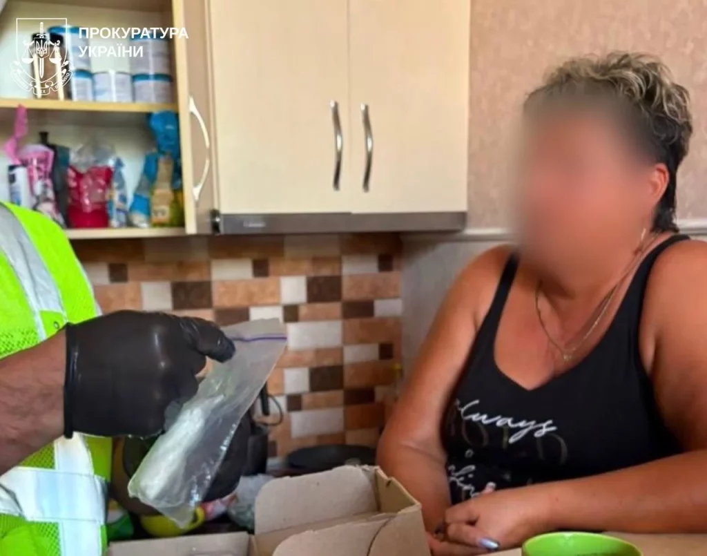 харьковчанку подозревают в торговле психотропами