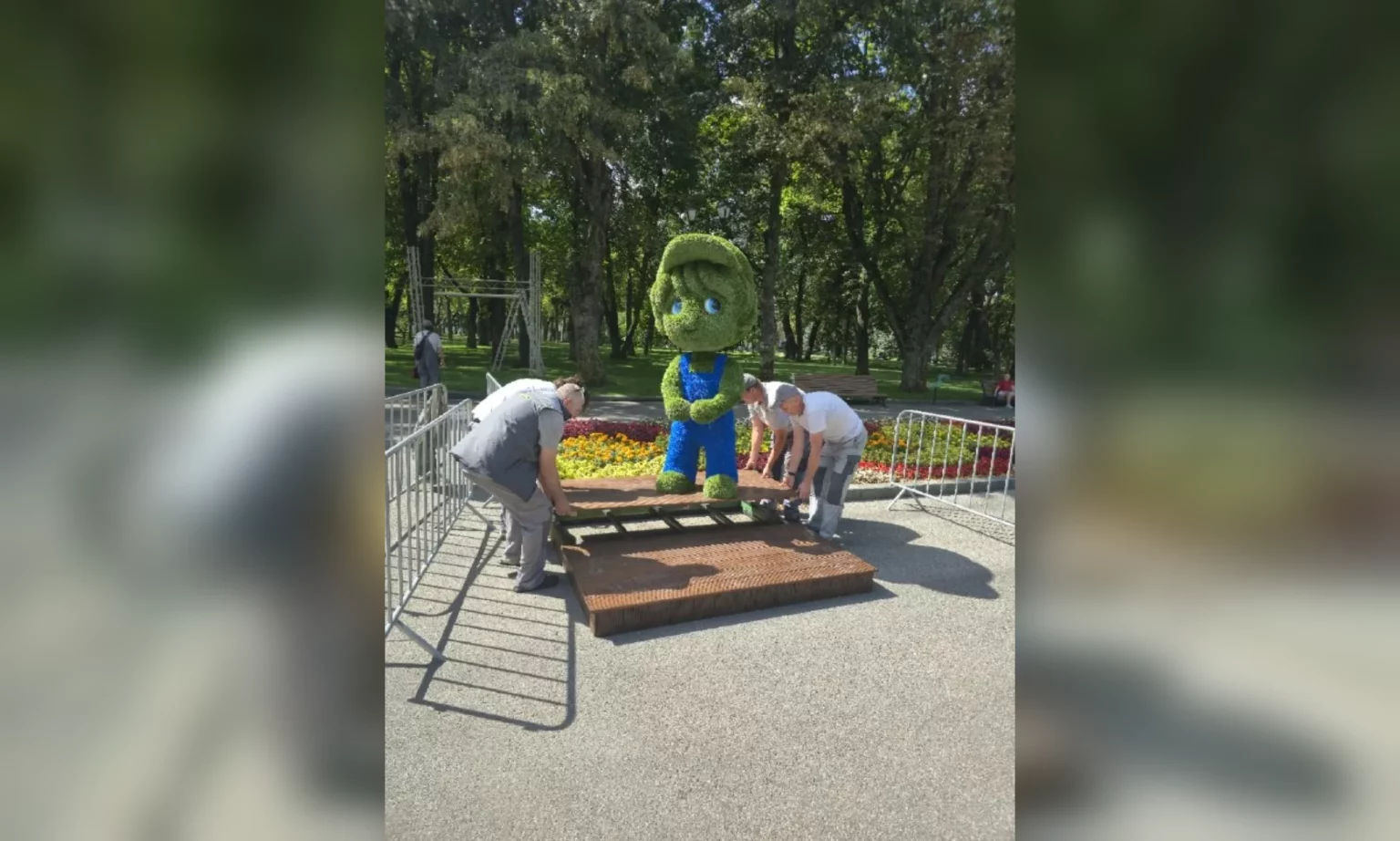 В Харькове появляются инсталляции ко Дню города и Независимости (фото)