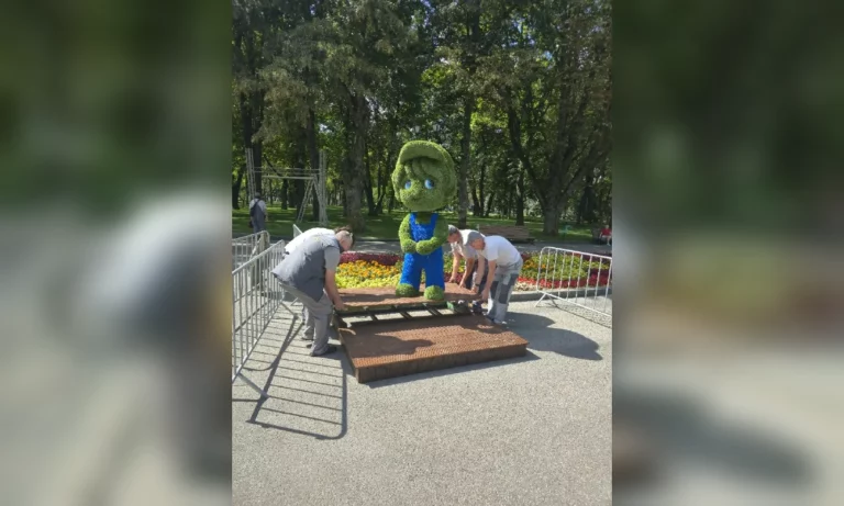 В Харькове появляются инсталляции ко Дню города и Независимости (фото)