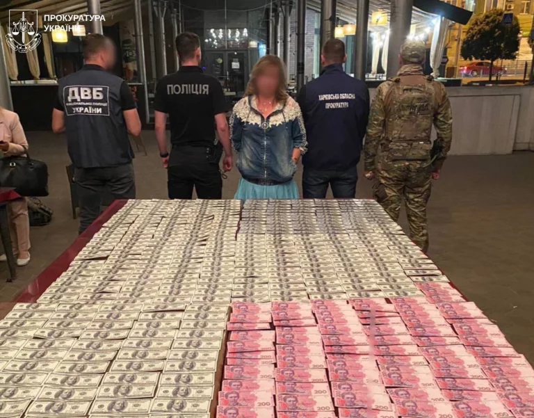 Обещала «списать» военного со службы: какой приговор получила харьковчанка