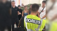 Продавали БАДи та зливали бази даних: у Харкові накрили кол-центри (відео)