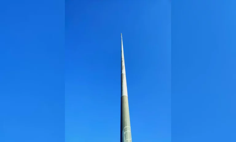 Самый большой флаг сняли в Харькове – причина