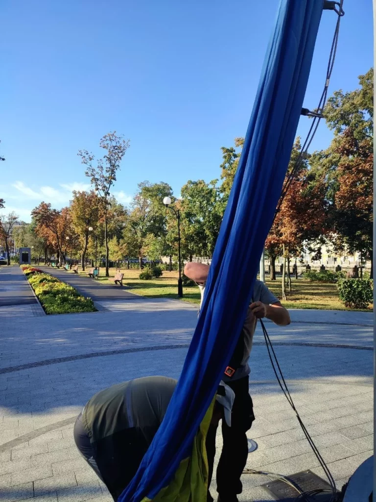 У Харкові замінили головний прапор