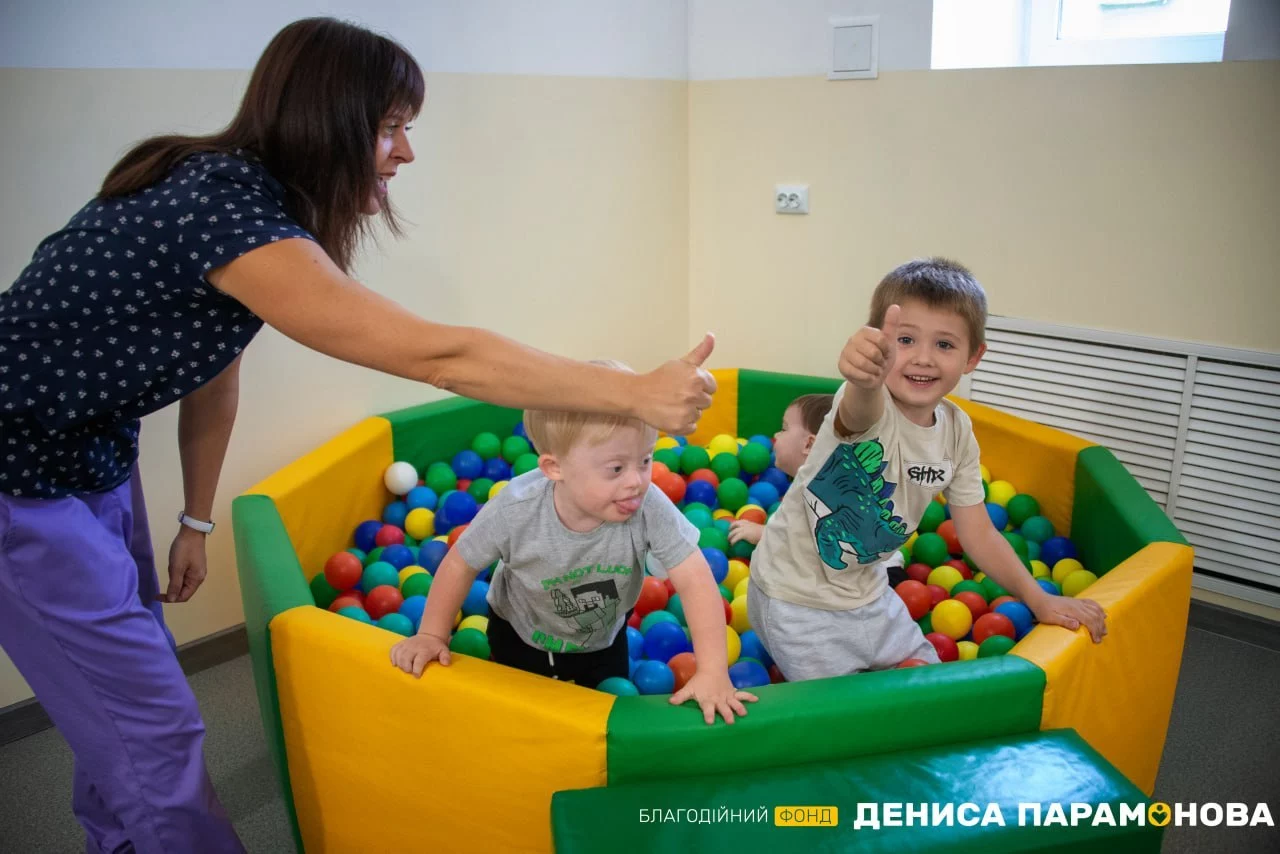 Денис Парамонов оборудовал сенсорные залы для детей в Центре «Гиппократ»