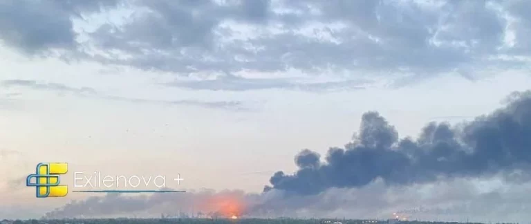 Ракеты долетели до Таганрога, в Сызрани пожар на НПЗ: детали атаки