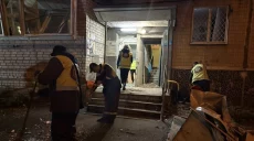 Что происходит на местах «прилетов» в Харькове, показали в мэрии