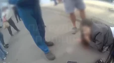 «Не могу пошевелить ногой»: как спасали женщину после удара FPV по Харькову 📹