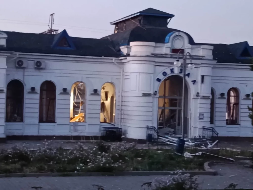 Росіяни обстріляли вокзал у Берестині
