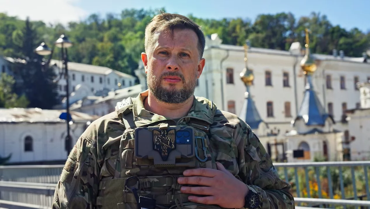 «Не выглядите дурочками» — Билецкий записал видео в центре Святогорска