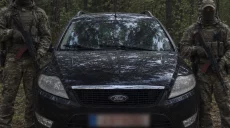 Поліцейські Харківщини отримали автомобіль для роботи у зоні бойових дій