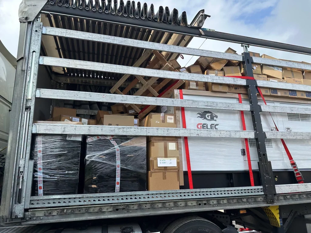 гуманитарная помощь, Франция