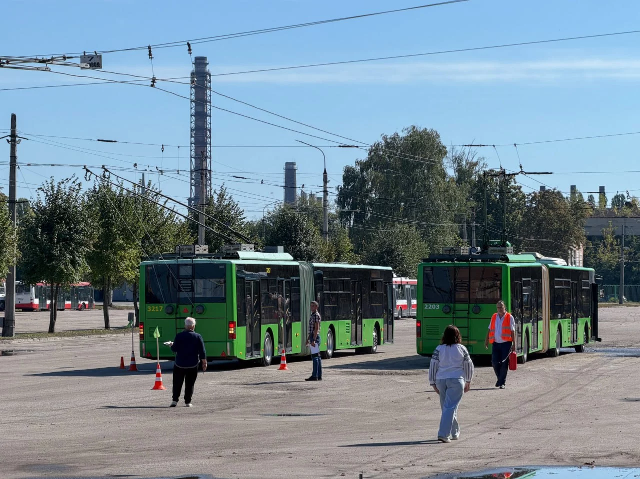В Харькове прошло соревнование водителей троллейбусов 6