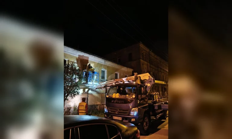 Ночной удар БпЛА по Харькову: коммунальщики уже закрыли все поврежденные окна