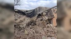 Росіяни ракетою розбили будинок на Чугуївщині: серед постраждалих діти (фото)