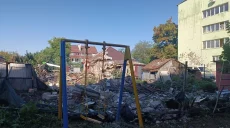 Чугуев после смертельной атаки: мэр города показал последствия удара БпЛА