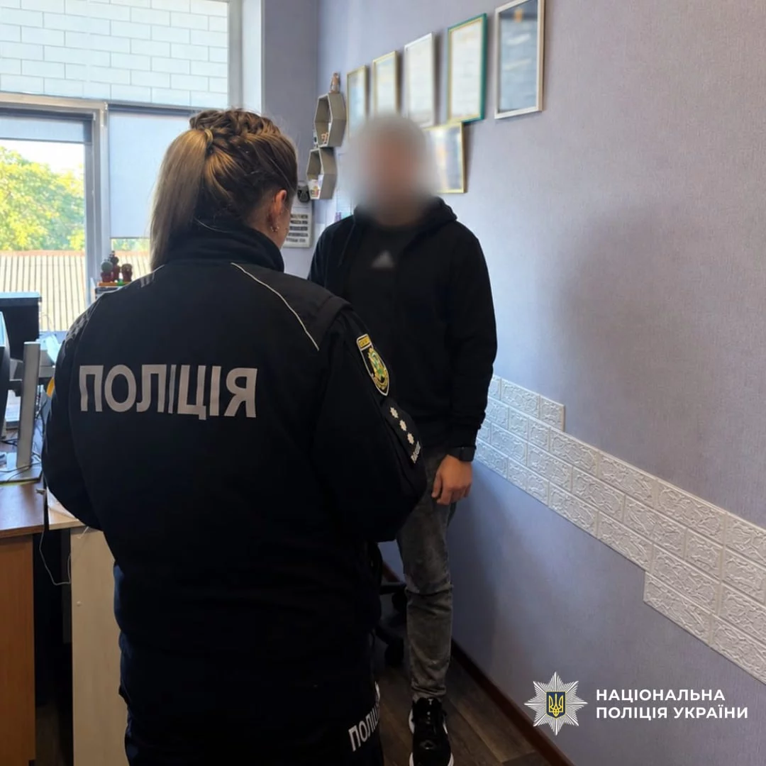 Пьяный водитель хотел дать взятку, но копы отказались: чем все закончилось