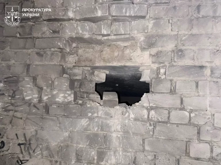 У прокуратурі показали наслідки “прильотів” у регіоні: шестеро постраждалих