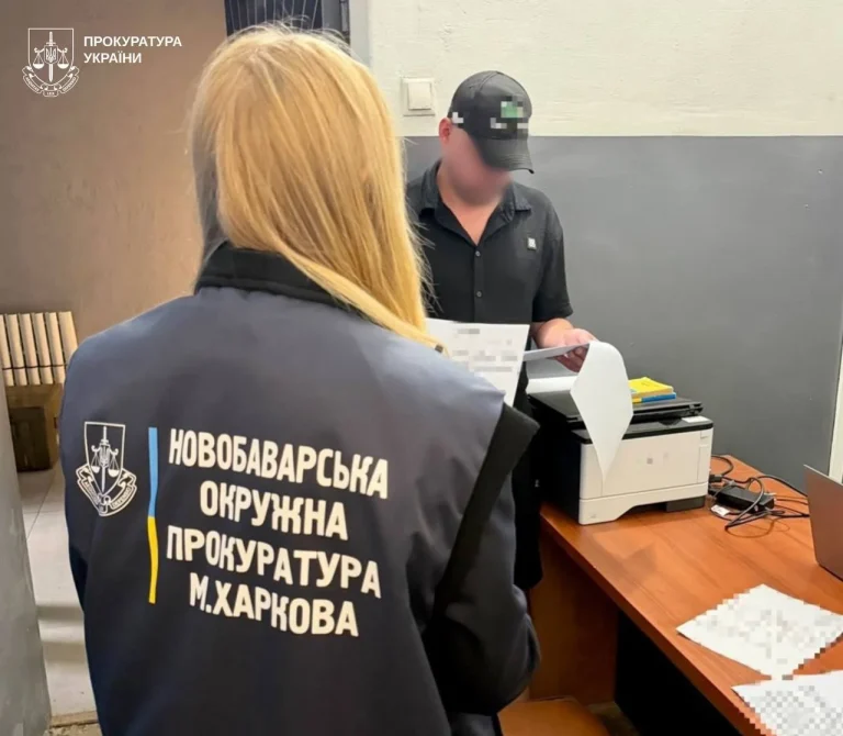 Бывшего сотрудника ТЦК обвиняют в помощи уклонисту: сколько стоили его услуги