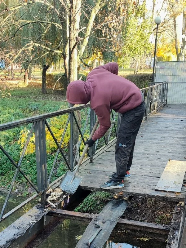 мост закрыли на ремонт в Манжосовом яру в Харькове