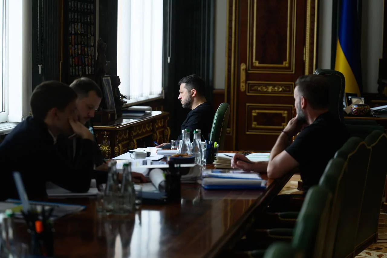 Зеленский: разведка информирует о подготовке россиян к массированному удару