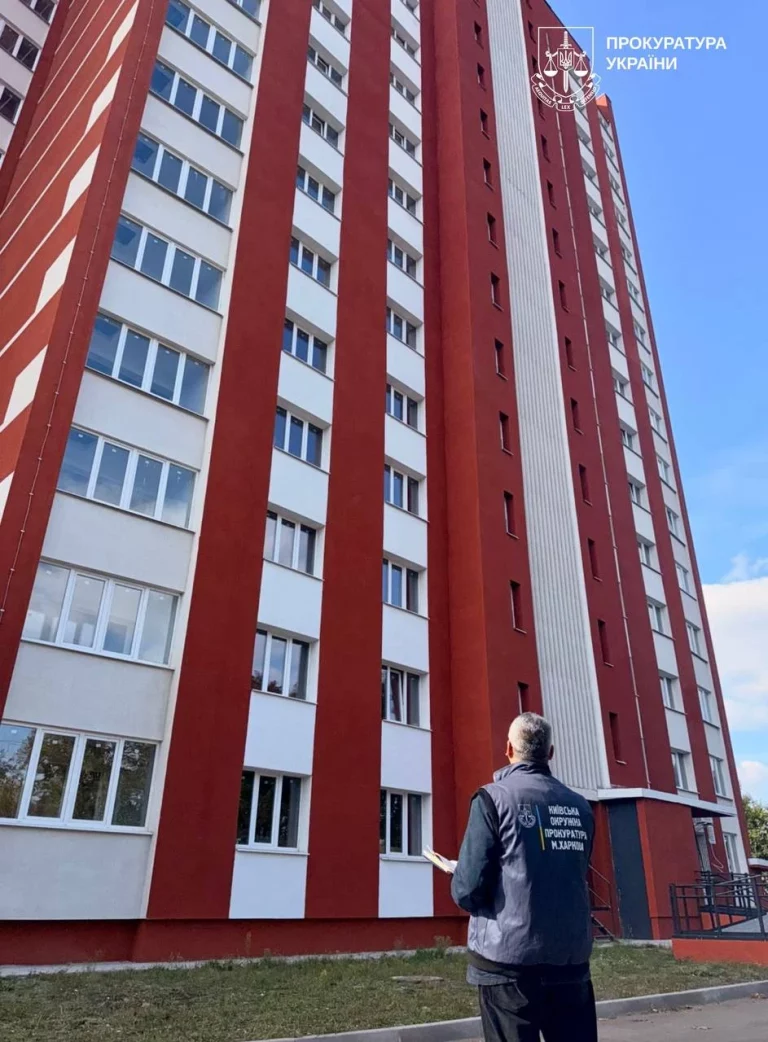 Ремонт будинку на Наталії Ужвій – прокуратура виявила переплату