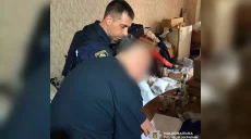 В Харькове копы запретили мужчине общаться с женой: что натворил