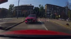 В Харькове патрульные разыскали дерзких водителей Mazda, BMW и Mercedes