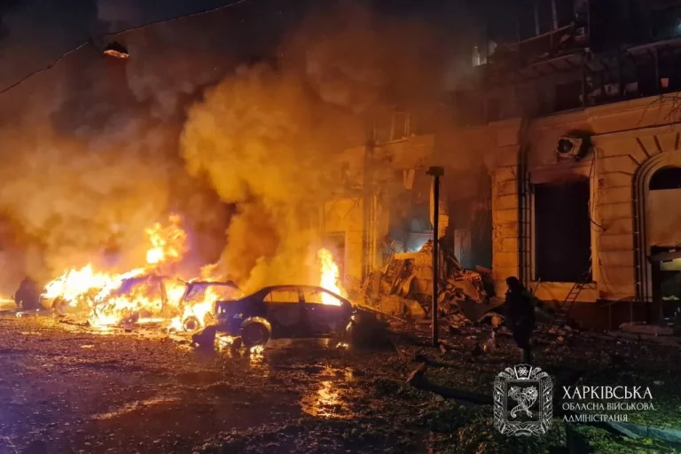 Новые взрывы в Харькове: «Бандеролями» почти 2 часа бьют по городу (видео)