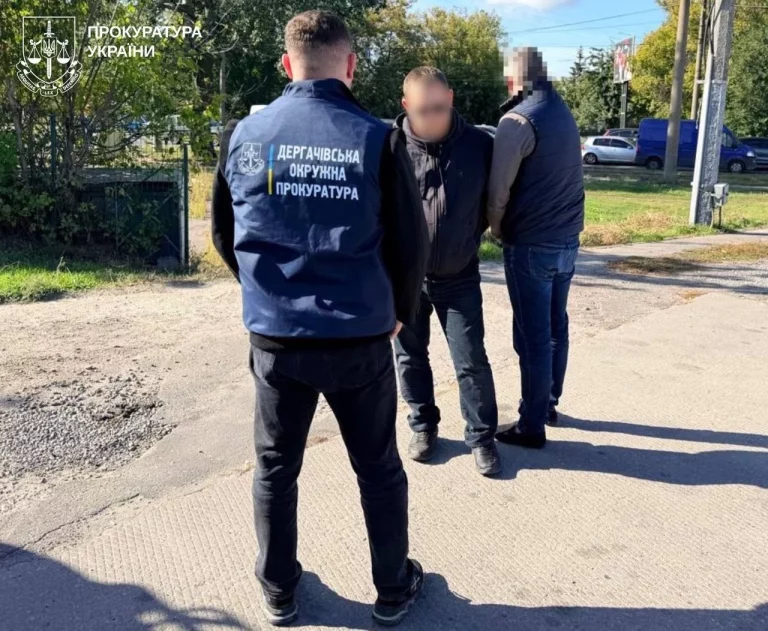 Автоинструктора задержали в Харькове – подозревают в получении взятки